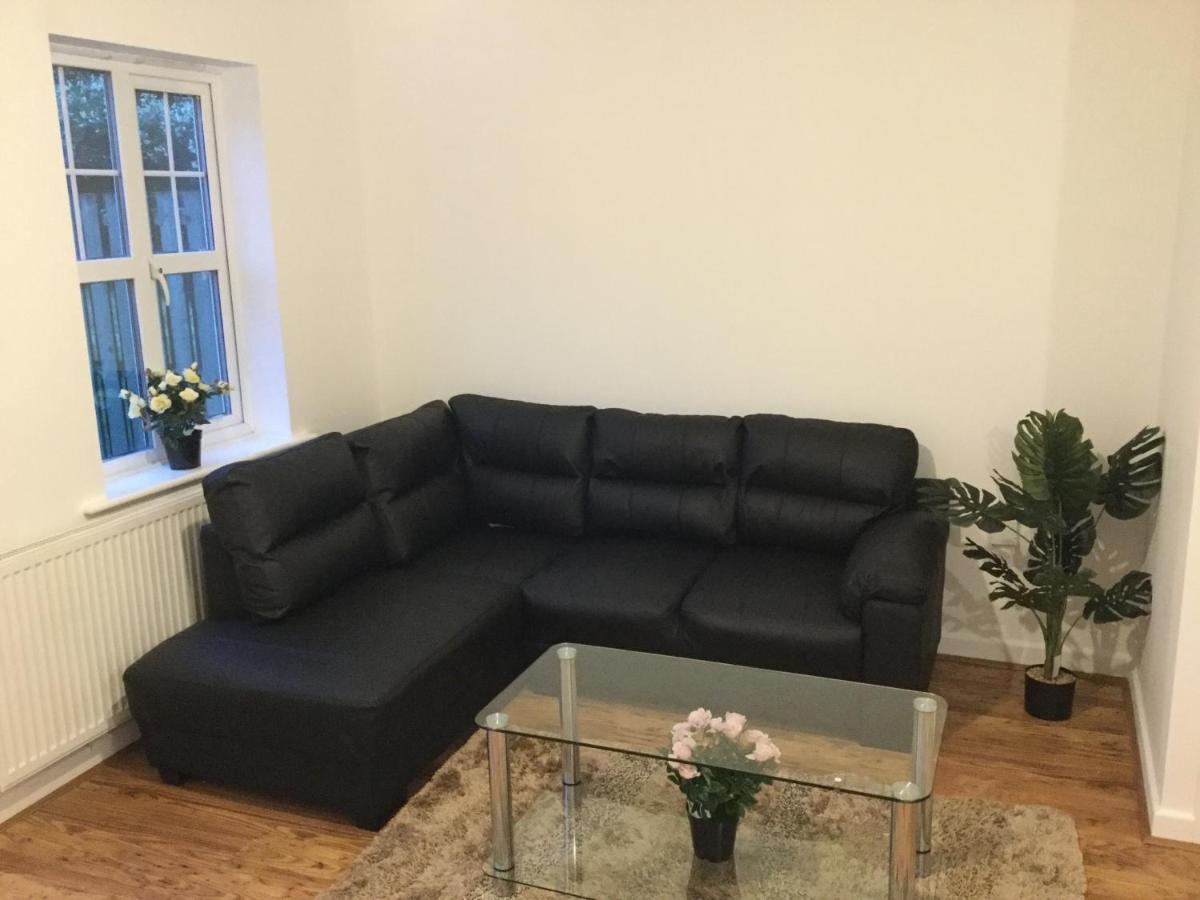 Ferienwohnung Quiet Residential Area Within Easy Reach Of Town Manchester Exterior foto